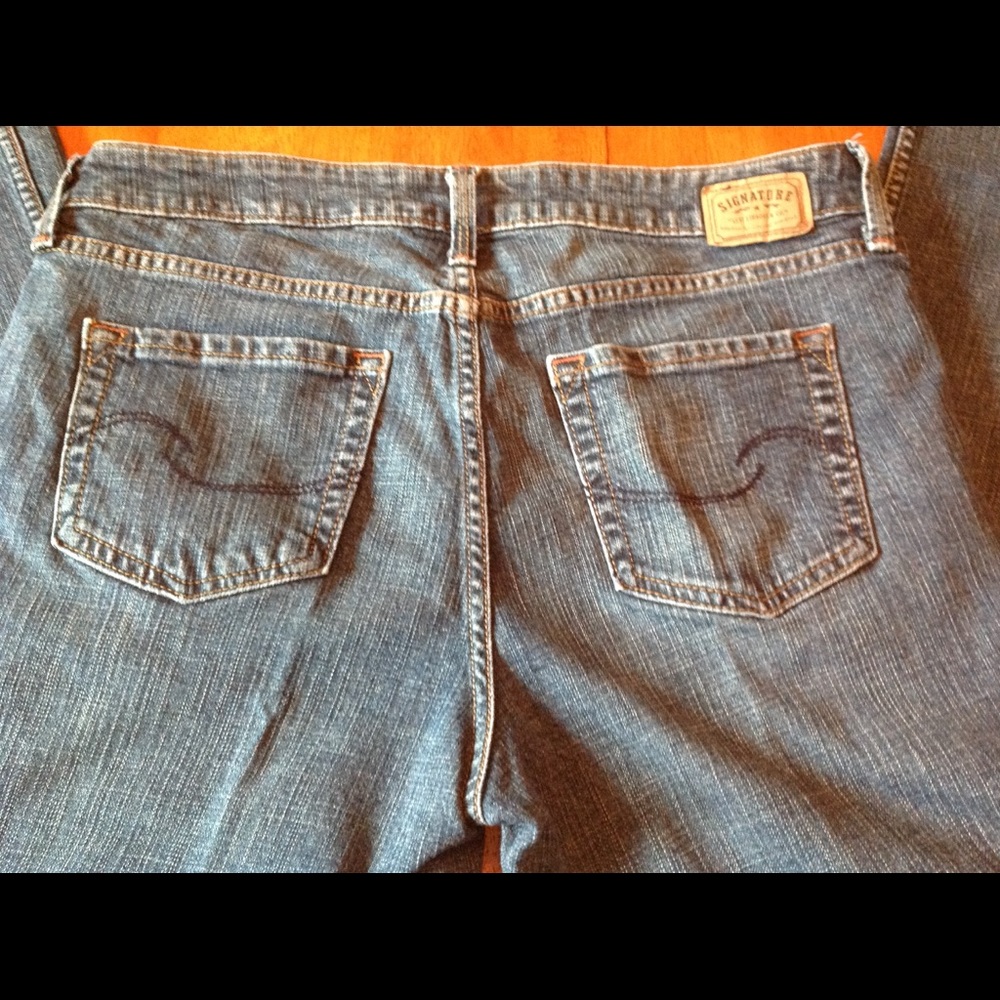 Levi Strauss boot cut jeans EUC Size 8 SHORT